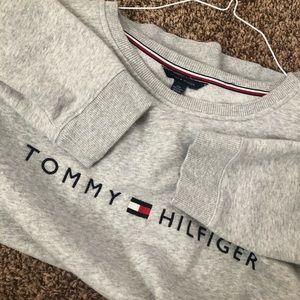 Tommy Hilfiger crewneck sweatshirt